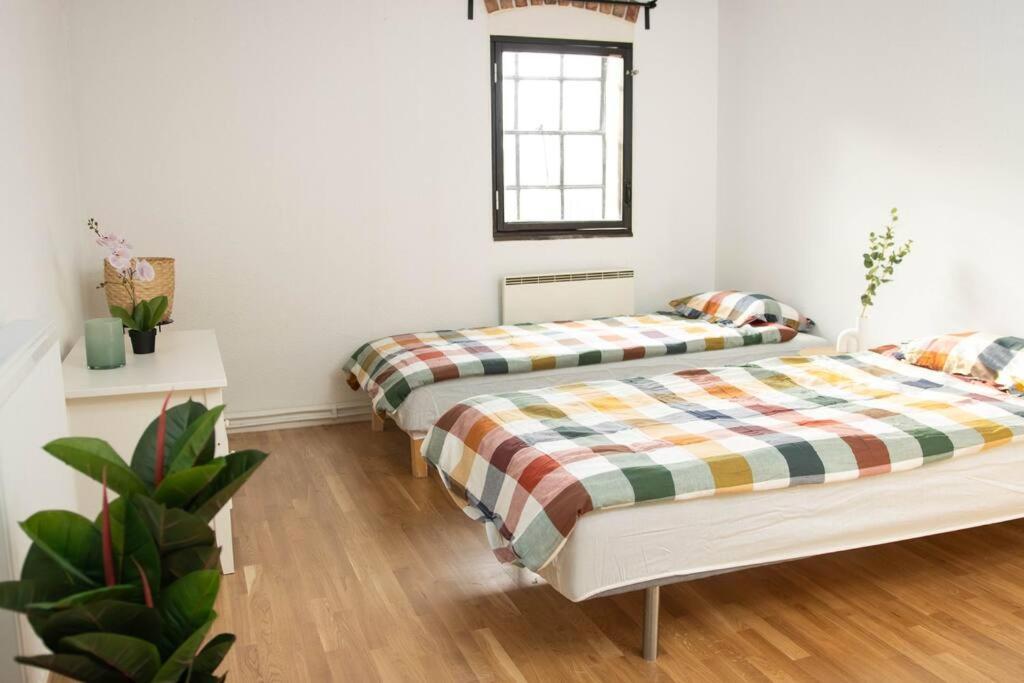 Historical Malt Factory Apartment, 6 Bedrooms, Sleeps 12 , Hot Tub هيلسينجبورج المظهر الخارجي الصورة